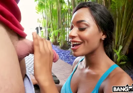 A Dark-skinned Lady Is Happy To Have Sex With A Muscular White Dude